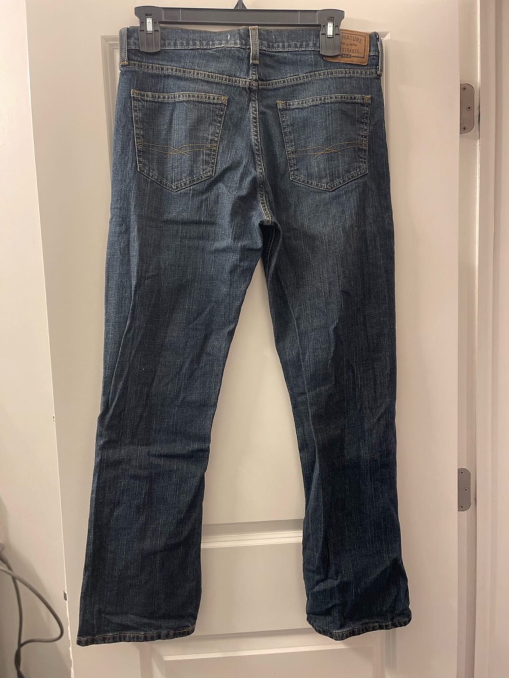 Signature by Levi Strauss Men's Dark Blue Bootcut Jeans - Picture 2 of 5